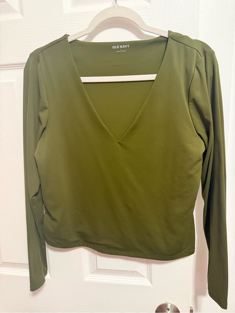 Old Navy Olive Green V-Neck Long Sleeve Top